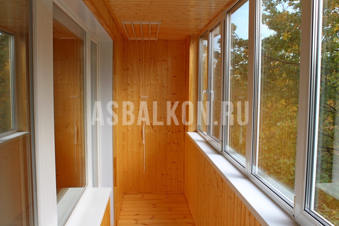 внутренняя отделка балконов деревянной вагонкой