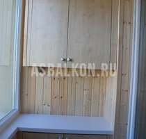 Отделка балконов деревянной вагонкой 41
